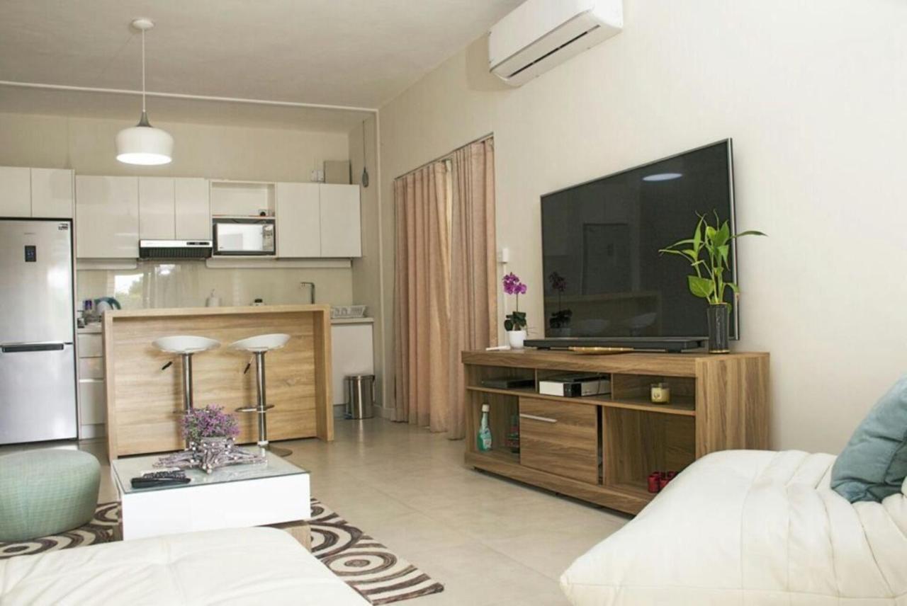 Luxury Modern 2-Bed Apartment Pereybere Grand-Baie Eksteriør bilde
