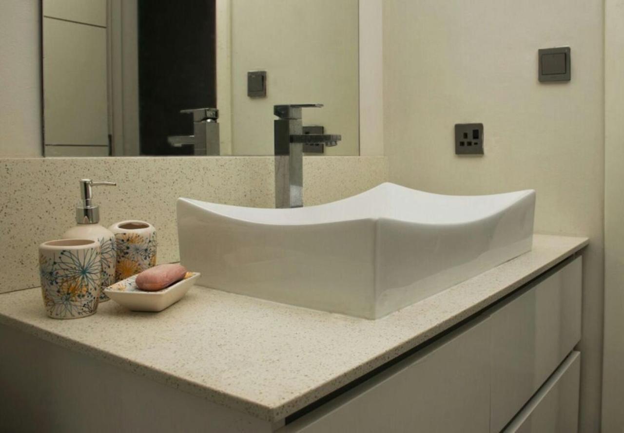 Luxury Modern 2-Bed Apartment Pereybere Grand-Baie Eksteriør bilde